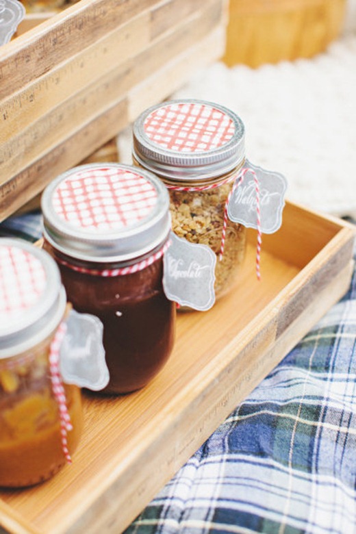 picnic basket ideas - style me pretty blog