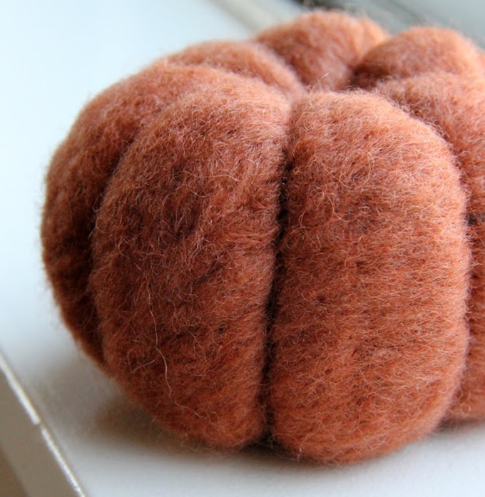 felt pumpkin 2