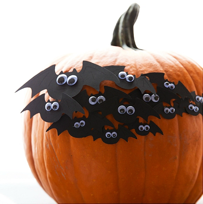 DIY Bat Pumpkin for Halloween