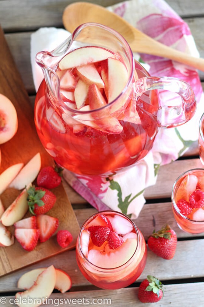 Peach Rose Sangria Recipe to Make Right Now